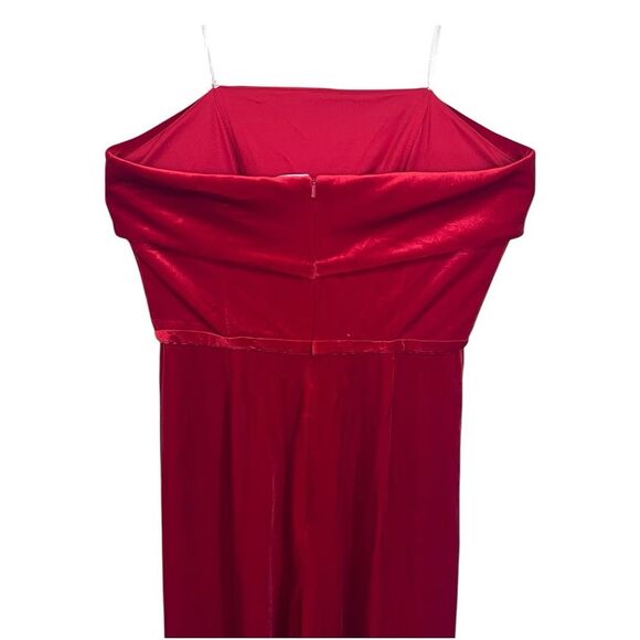 MAC DUGGAL 26078I JUMPSUIT In RED Velvet Size 4 - Picture 6 of 10